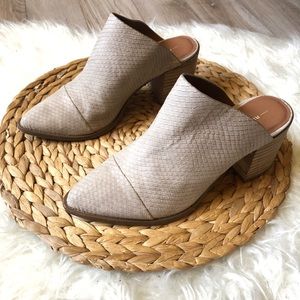 report tosh snakeskin mule